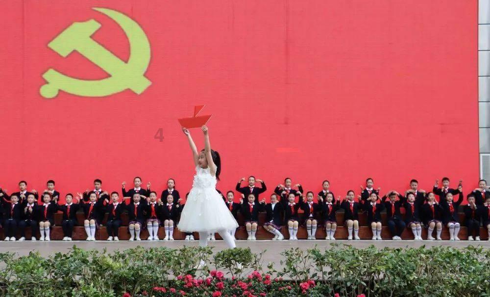 机智问答网页-精彩答疑尽在医生可以帮帮我?我好像是霉菌阴道炎,怎么办?我好害怕